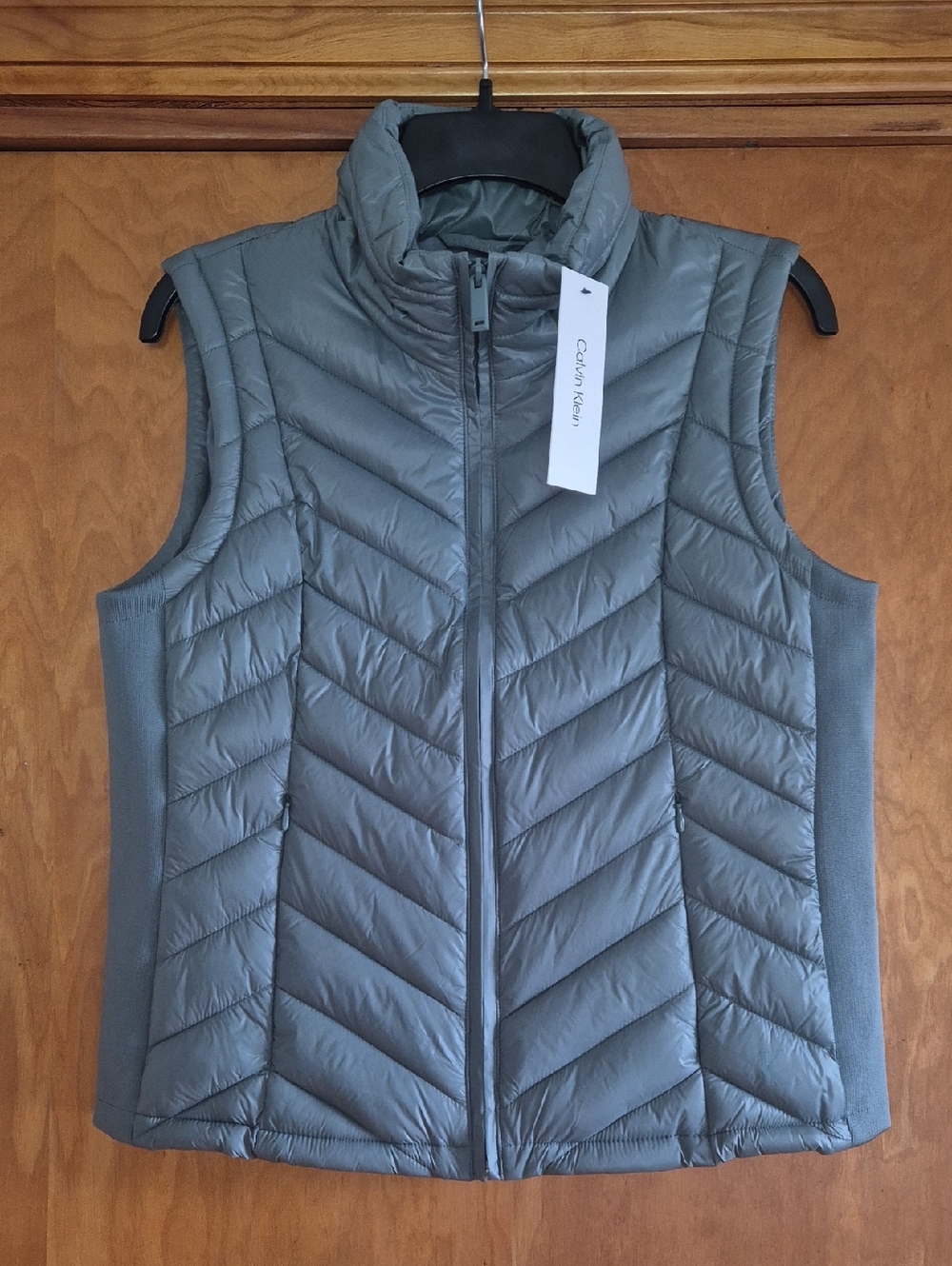 Calvin Klein Women's Autumn Green Quilted Puffer Vest, size M - Picture 1 of 13